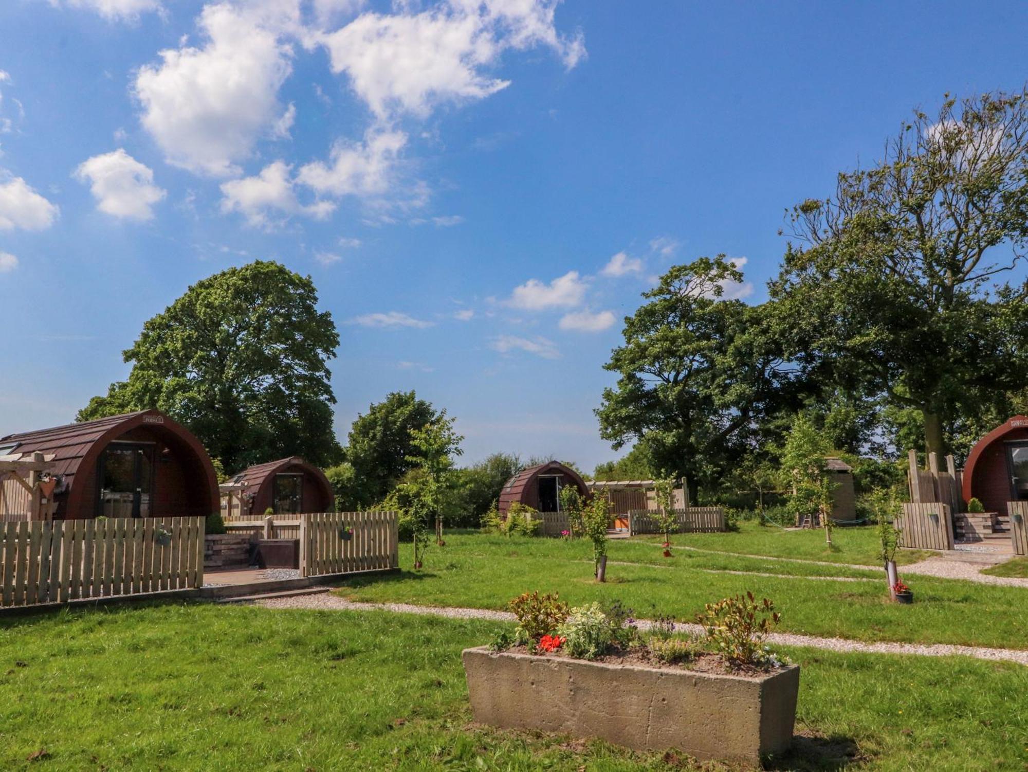 Lapwing Lodge Lancaster Exterior photo